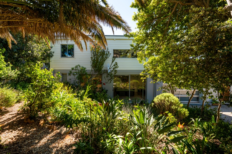 4 Bedroom Property for Sale in Murdock Valley Western Cape